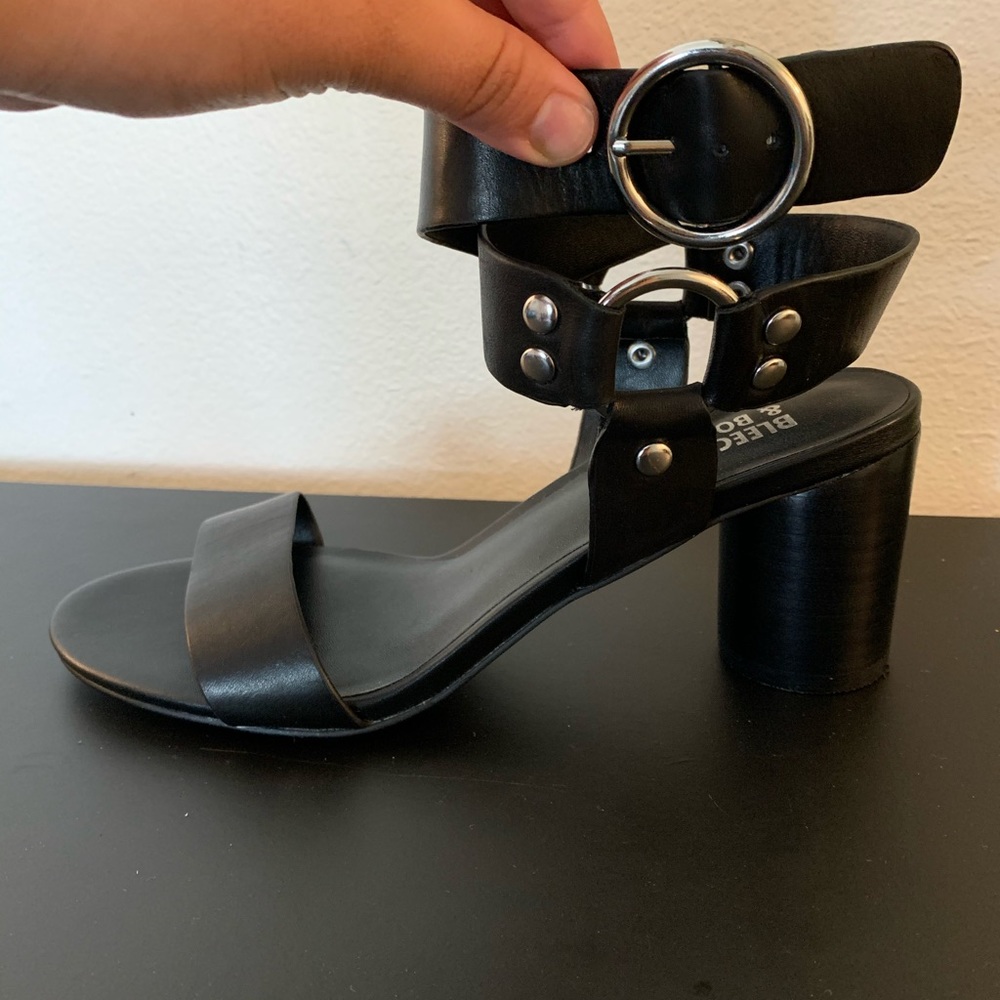 Strap sandals - Picture 4 of 9